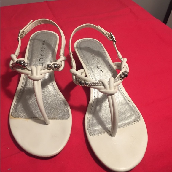 Rampage white thong sandals - Picture 6 of 6